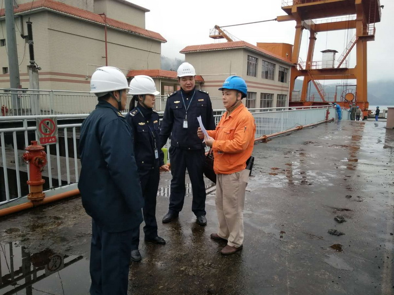 船闸维修监管.jpg 船闸维修监管.jpg