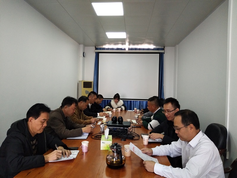 图为:引航站与船务代理公司交流现场.jpg 图为:引航站与船务代理公司交流现场.jpg