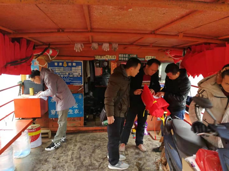 检查组在武宣县开展检查.jpg 检查组在武宣县开展检查.jpg