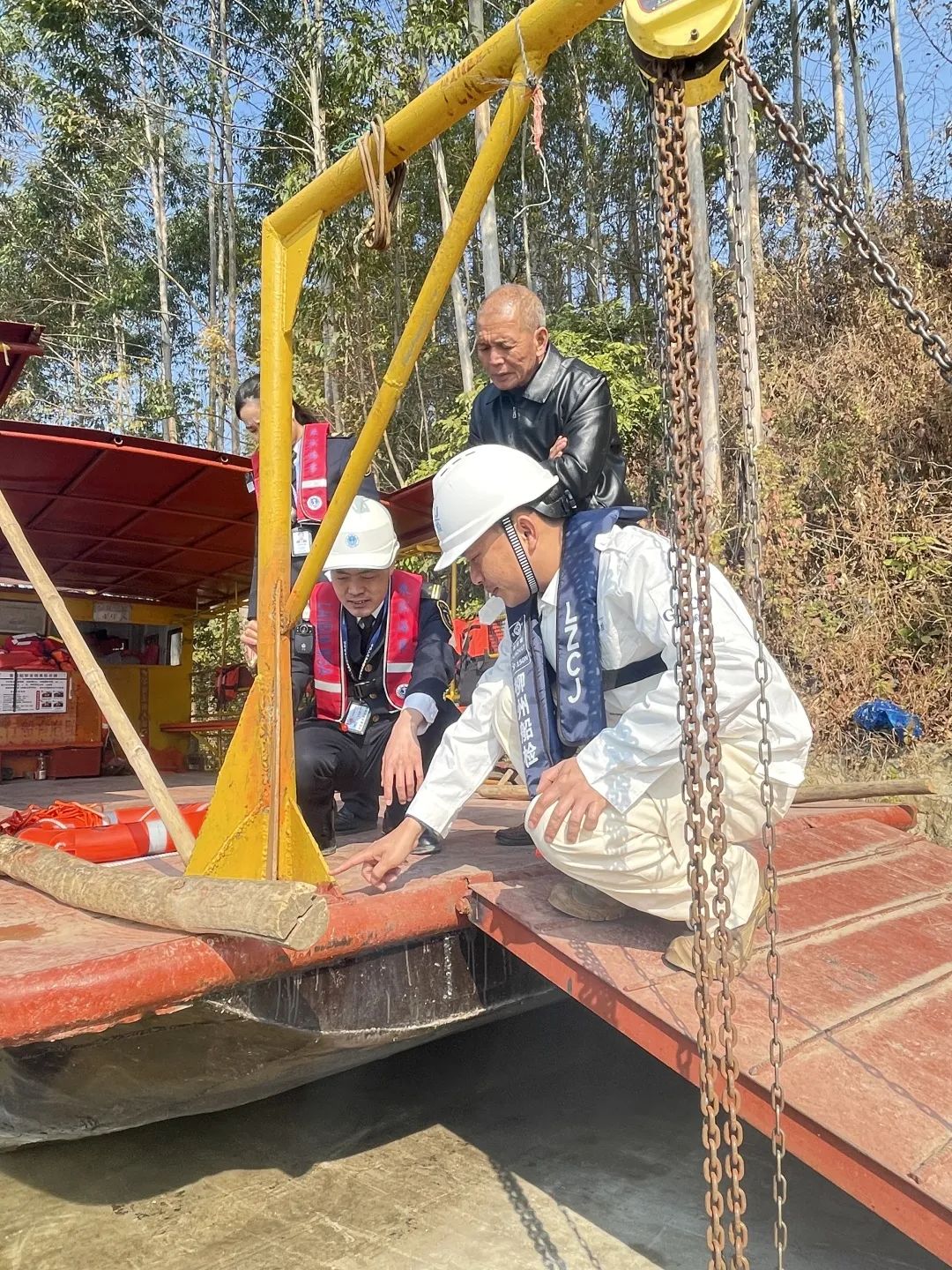 1737105700176058093.jpg 5.jpg